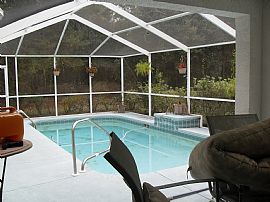 Pleasant 4 Bedroom Home with Pool and Jacuzzi in Ocala, FL (Photo 11 of 12)