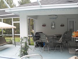 Pleasant 4 Bedroom Home with Pool and Jacuzzi in Ocala, FL (Photo 12 of 12)