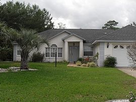Pleasant 4 Bedroom Home with Pool and Jacuzzi in Ocala, FL (Photo 2 of 12)