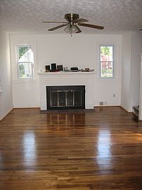 Large 4 Bedroom Home - Freshly Painted Throughout in Morningside, MD (Photo 4 of 5)