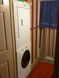 Awesome 1 Bedroom Loft Condo with Assigned Carports 
 in San Antonio, TX (Photo 3 of 5)