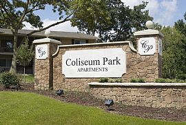 Roomy 3 Bedroom Apartment at Coliseum Park Apartments in Fort Wayne, IN