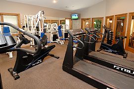 Roomy 3 Bedroom Apartment at Coliseum Park Apartments in Fort Wayne, IN (Photo 3 of 5)