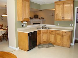 Lovely 3 Bedroom Home in The Glen at Golden Eagle  in Tallahassee, FL (Photo 3 of 6)