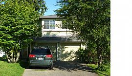 Divine 3 Bedroom Home on Klahanie Dr. in Quiet Cul-Ce-Sac in Issaquah, WA