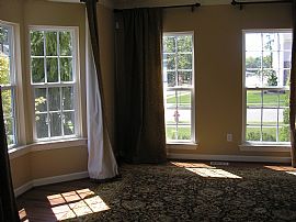 Fabulous 5 Bedroom Home with 3000+ Sq. Ft. and All The Amenities in Mays Landing, NJ (Photo 4 of 12)