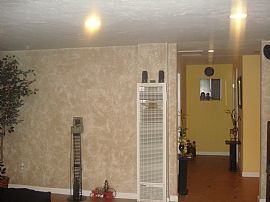 Beautiful and Spacious 3 Bedroom Home Near 9th St. in San Bernardino, CA (Photo 11 of 11)