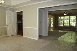 Beautiful 6 Bedroom Family Home with Brand New Kitchen in Acworth, GA (Photo 6 of 12)