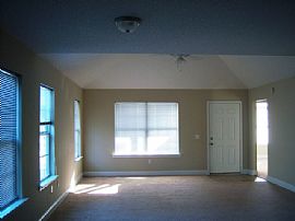 Darling 3 Bedroom Home For Rent Or Sale in Guyton, GA (Photo 2 of 4)