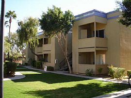 Fabulous 1 Bedroom Condo - Near 7th and Camelback in Phoenix, AZ (Photo 3 of 4)