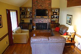 Beautiful 3 Bedroom Home Near 540 - Move in Ready! in Raleigh, NC (Photo 3 of 6)