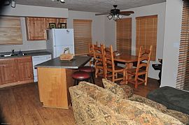 Fabulous 2 Bedroom  Condo with Split Plan - Next to Ski Slopes! in Deer Valley, UT (Photo 3 of 4)
