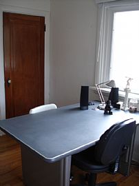 Excellent 2 Bedroom Home - Available Dec. 1st in Edgewater, CO (Photo 6 of 12)