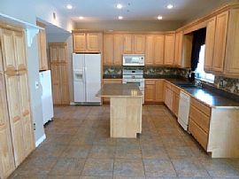 Remarkable 6 Bedroom Pool Home with 2 Car Garage - $1995 in Longwood, FL (Photo 5 of 12)