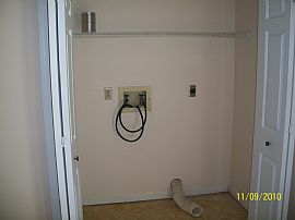 Sweet 3 Bedroom Single Family Home with Covered Porch - $1095 in Debary, FL (Photo 10 of 11)