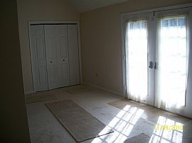 Sweet 3 Bedroom Single Family Home with Covered Porch - $1095 in Debary, FL (Photo 3 of 11)