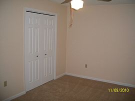 Sweet 3 Bedroom Single Family Home with Covered Porch - $1095 in Debary, FL (Photo 5 of 11)