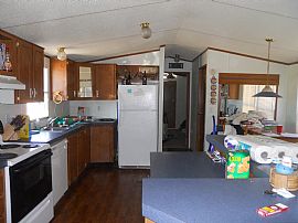 Spacious 3 Bedroom Trailer in Palm Harbor For Rent or Sale in Statesboro, GA (Photo 4 of 4)
