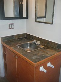 Nice 2 Bedroom Apartment in Very Quiet Neighborhood on Dead End in Delray Beach, FL (Photo 7 of 9)