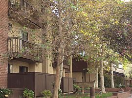 3 Bedroom+1 Bonus Room Condo Gated Comunity Old Town Pasadena! in Pasadena, CA (Photo 2 of 5)