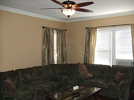 Fully Furnished 2 Bedroom Townhouse with Office - All Bills Paid in Shreveport, LA (Photo 3 of 4)
