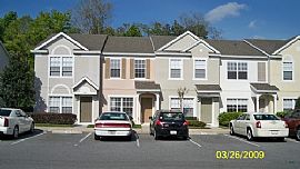 Handsome 2 Bedroom Townhouse with Screened Patio - $895.00 in Sanford, FL