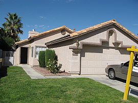 Welcome Home to This Beautiful 2 Bedroom Home with Garage in Las Vegas, NV