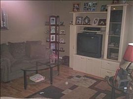 Big, Beautiful 1 Bedroom Condo with New Wood Laminate Floors in Wappingers Falls, NY (Photo 2 of 9)