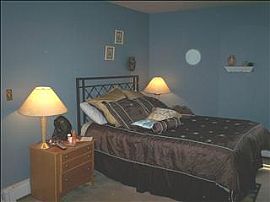 Big, Beautiful 1 Bedroom Condo with New Wood Laminate Floors in Wappingers Falls, NY (Photo 6 of 9)