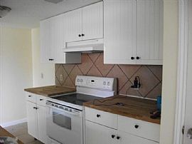 Spacious 2 Bedroom Townhouse Near Med Center! in Houston, TX