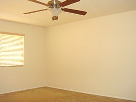 3 Bd Single House For Rent By Owner! Commission Back to You! in Victorville, CA (Photo 6 of 9)