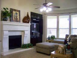 Nice 4 Bedroom Home in Griffin Park Near Middle Schools in Frisco, TX (Photo 3 of 10)