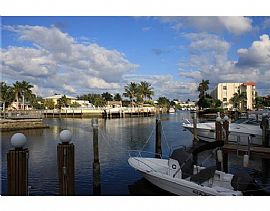 Premium 2 Bedroom Townhouse with Dock - Boaters Dream! in Pompano Beach, FL (Photo 3 of 5)