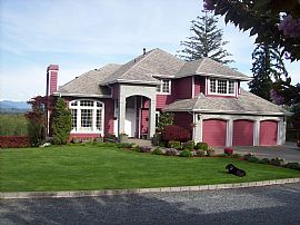 Custom 5 Bedroom Home on Horse Property with View  in Marysville, WA