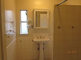 Spacious 2 Bedroom Home with Fireplace - Nicely Remodeled!   in San Jose, CA (Photo 2 of 6)