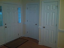 Ideal 3 Bedroom, 2 Story Home on 3/4 Acre with Fenced Yard in Holly Ridge, NC (Photo 10 of 11)