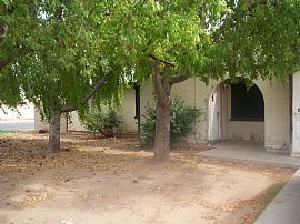 Large 3 Bedroom Home with Newer A/C - Pool - 2 Car Garage in Phoenix, AZ (Photo 4 of 4)