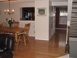 Beautiful 3 Bedroom Townhouse with Newer Paint and Carpet in Glassboro, NJ (Photo 3 of 5)