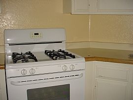 Marvelous 3 Bedroom Condo with Private Deck in Phillips Ranch, CA (Photo 5 of 7)