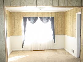 Charming 4 Bedroom Home with Fireplace in Avenues in Cheyenne, WY (Photo 3 of 7)