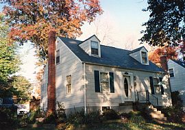 Beautiful 4 Bedroom Home with Easy Commute to DC or NVA in Falls Church, VA