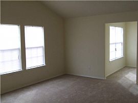 Huge, Spacious 4 Bedroom Home - $350 Off First Month in Houston, TX (Photo 2 of 6)