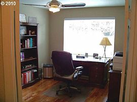 Discounted 3 Bedroom Condo Near Columbia River - $1400 in Vancouver, WA (Photo 3 of 12)