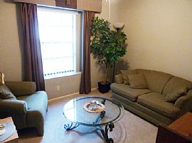 Phenomenal 3 Bedroom Pool Home with Split Floor Plan - $795 in Deltona, FL (Photo 7 of 12)