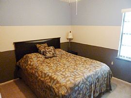 Phenomenal 3 Bedroom Pool Home with Split Floor Plan - $795 in Deltona, FL (Photo 8 of 12)