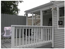 Lovely 2 Bedroom Bungalow Home with Awesome Backyard in Independence, MO (Photo 3 of 3)