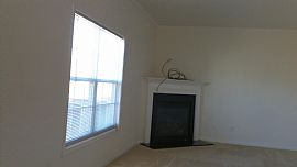 Clean and Like New 4 Bedroom Home in Nice Location   in Durham, NC (Photo 2 of 11)