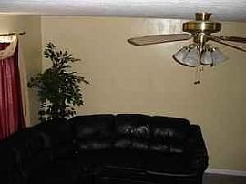 Neat 3 Bedroom Home Near Ft. Eustis Base in Newport News, VA (Photo 4 of 4)