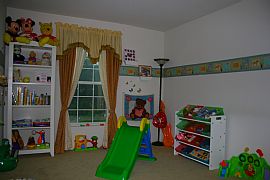 Maintenance Free 4 Bedroom Luxury Townhoe Near IL 59 and IL 20 in Streamwood, IL (Photo 3 of 4)