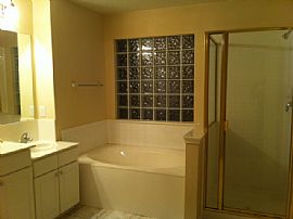 Beautiful 3 Bedroom Home in Woodbridge Community  in Sachse, TX (Photo 10 of 12)